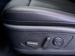 Kia Sorento Hybrid EX AWD 2026