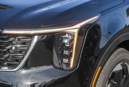 Kia Sorento Hybrid EX AWD 2026