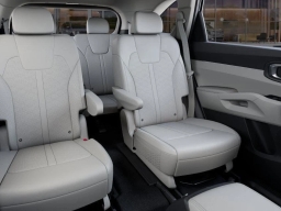 Kia Sorento Hybrid EX AWD 2025