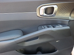 Kia Sorento Hybrid EX AWD 2026