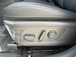 Kia Sorento Plug-In Hybrid EX AWD 2026