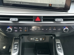 Kia Sorento Plug-In Hybrid EX AWD 2026