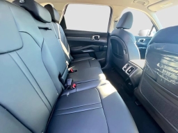 Kia Sorento Plug-In Hybrid EX AWD 2026