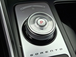 Kia Sorento Plug-In Hybrid EX AWD 2026