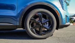 Kia Sorento Plug-In Hybrid X-Line SX Prestige AWD 2026