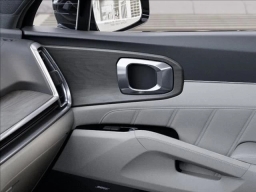 Kia Sorento Plug-In Hybrid X-Line SX Prestige AWD 2026