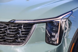 Kia Sorento Plug-In Hybrid X-Line SX Prestige AWD 2026