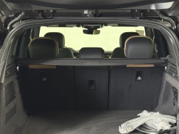 Land Rover Range Rover Sport Dynamic SE P460e 2026