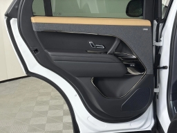 Land Rover Range Rover Sport Dynamic SE P460e 2026