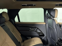 Land Rover Range Rover Sport Dynamic SE P460e 2026