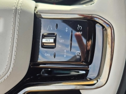 Land Rover Range Rover Sport Dynamic SE P460e 2026