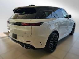 Land Rover Range Rover Sport SV P635 2026