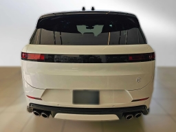 Land Rover Range Rover Sport SV P635 2026