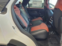Land Rover Range Rover Sport SV P635 2026