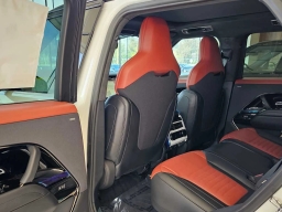 Land Rover Range Rover Sport SV P635 2026