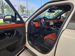 Land Rover Range Rover Sport SV P635 2026