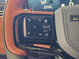 Land Rover Range Rover Sport SV P635 2026