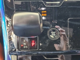 Land Rover Range Rover Sport SV P635 2026