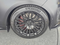 Land Rover Range Rover Sport SV P635 2026