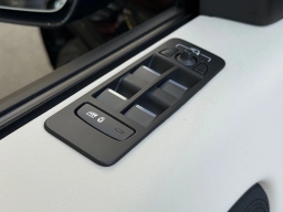 Land Rover Discovery Sport S 4WD 2025