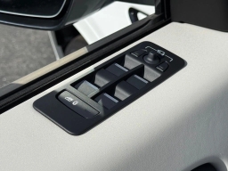 Land Rover Discovery Sport S 4WD 2025