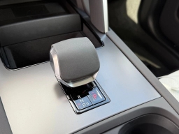 Land Rover Discovery Sport S 4WD 2025