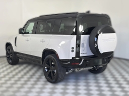 Land Rover Defender X-Dynamic SE 110 P400 2026