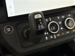 Land Rover Defender X-Dynamic SE 110 P400 2026