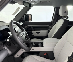 Land Rover Defender X-Dynamic SE 110 P400 2026