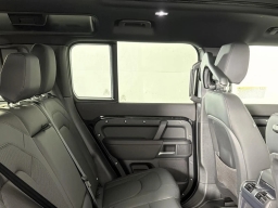 Land Rover Defender X-Dynamic SE 110 P400 2026