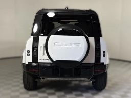 Land Rover Defender X-Dynamic SE 110 P400 2026