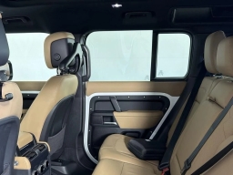 Land Rover Defender X-Dynamic SE 110 P400 2026