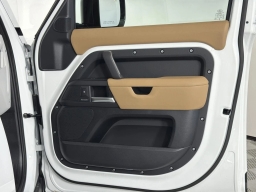 Land Rover Defender X-Dynamic SE 110 P400 2026