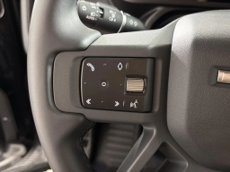 Land Rover Defender X-Dynamic SE 110 P400 2026