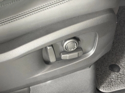 Land Rover Defender X-Dynamic SE 110 P400 2026