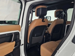 Land Rover Defender X-Dynamic SE 110 P400 2026