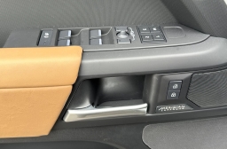 Land Rover Defender X-Dynamic SE 110 P400 2026