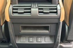 Land Rover Defender X-Dynamic SE 110 P400 2026