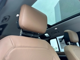 Land Rover Defender X-Dynamic SE 110 P400 2026