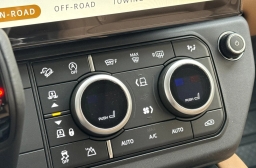 Land Rover Defender X-Dynamic SE 110 P400 2026