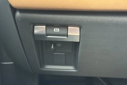 Land Rover Defender X-Dynamic SE 110 P400 2026