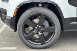 Land Rover Defender X-Dynamic SE 110 P400 2026