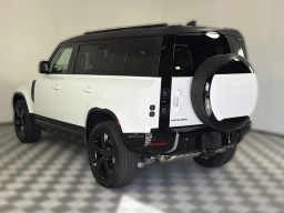 Land Rover Defender X-Dynamic SE 110 P400 2026