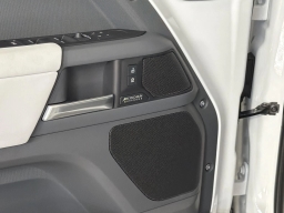 Land Rover Defender X-Dynamic SE 110 P400 2026