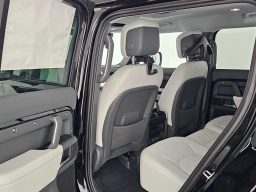 Land Rover Defender X-Dynamic SE 110 P400 2026