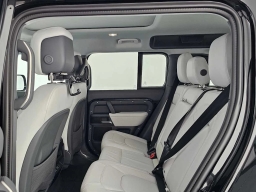 Land Rover Defender X-Dynamic SE 110 P400 2026