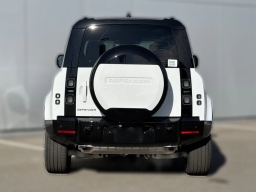 Land Rover Defender X-Dynamic SE 110 P400 2026