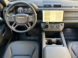 Land Rover Defender X-Dynamic SE 110 P400 2026