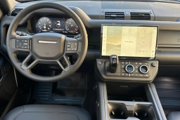 Land Rover Defender X-Dynamic SE 110 P400 2026