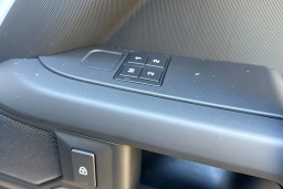 Land Rover Defender X-Dynamic SE 110 P400 2026